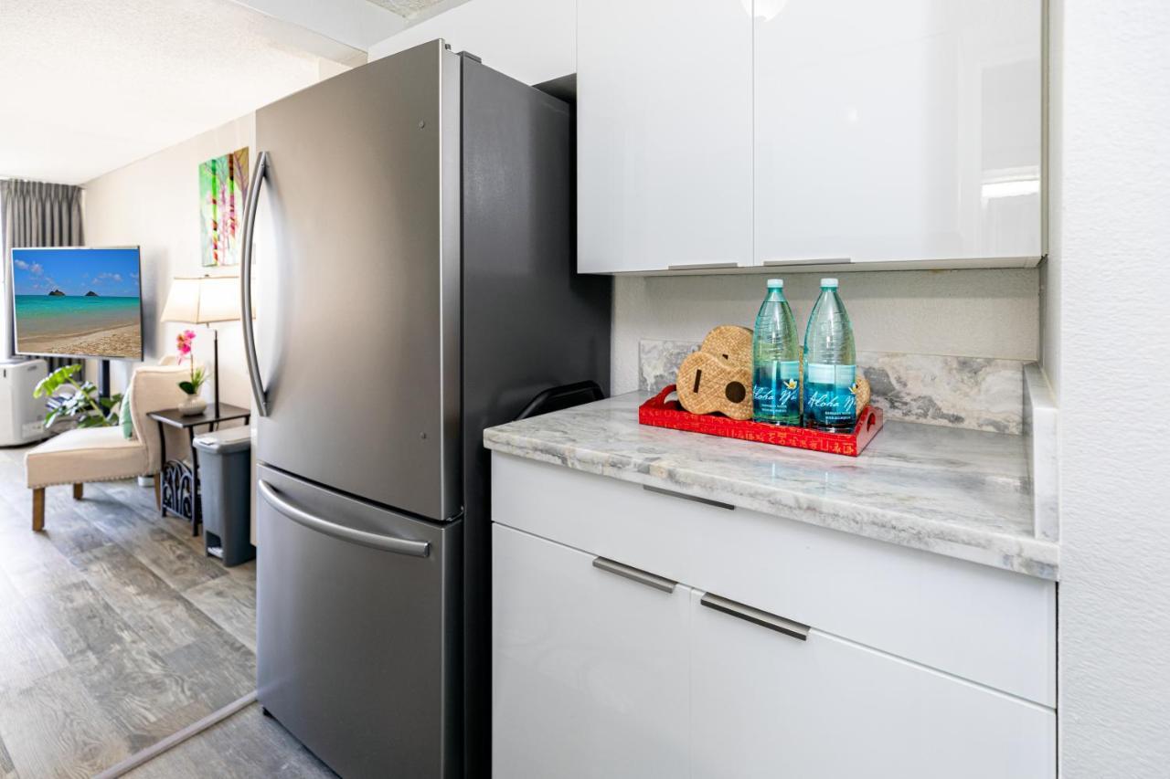 Beautifully Upgraded Studio Close To Waikiki Beach Apartment Хонолулу Екстериор снимка